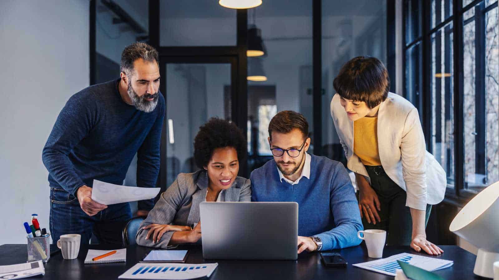 teamwork between employees