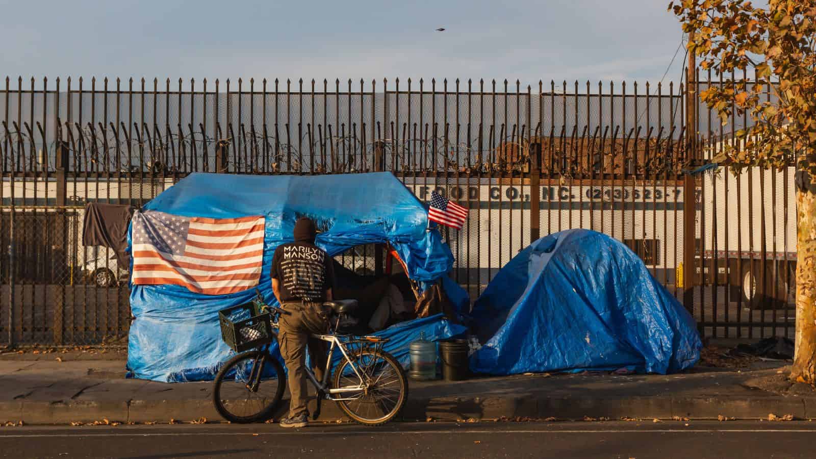 poverty in skid row, los angeles
