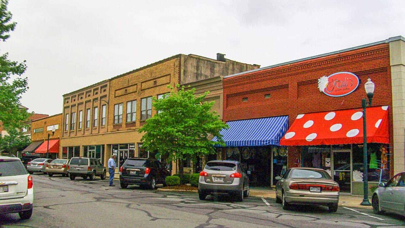 worst college towns in America, according to the students who live there