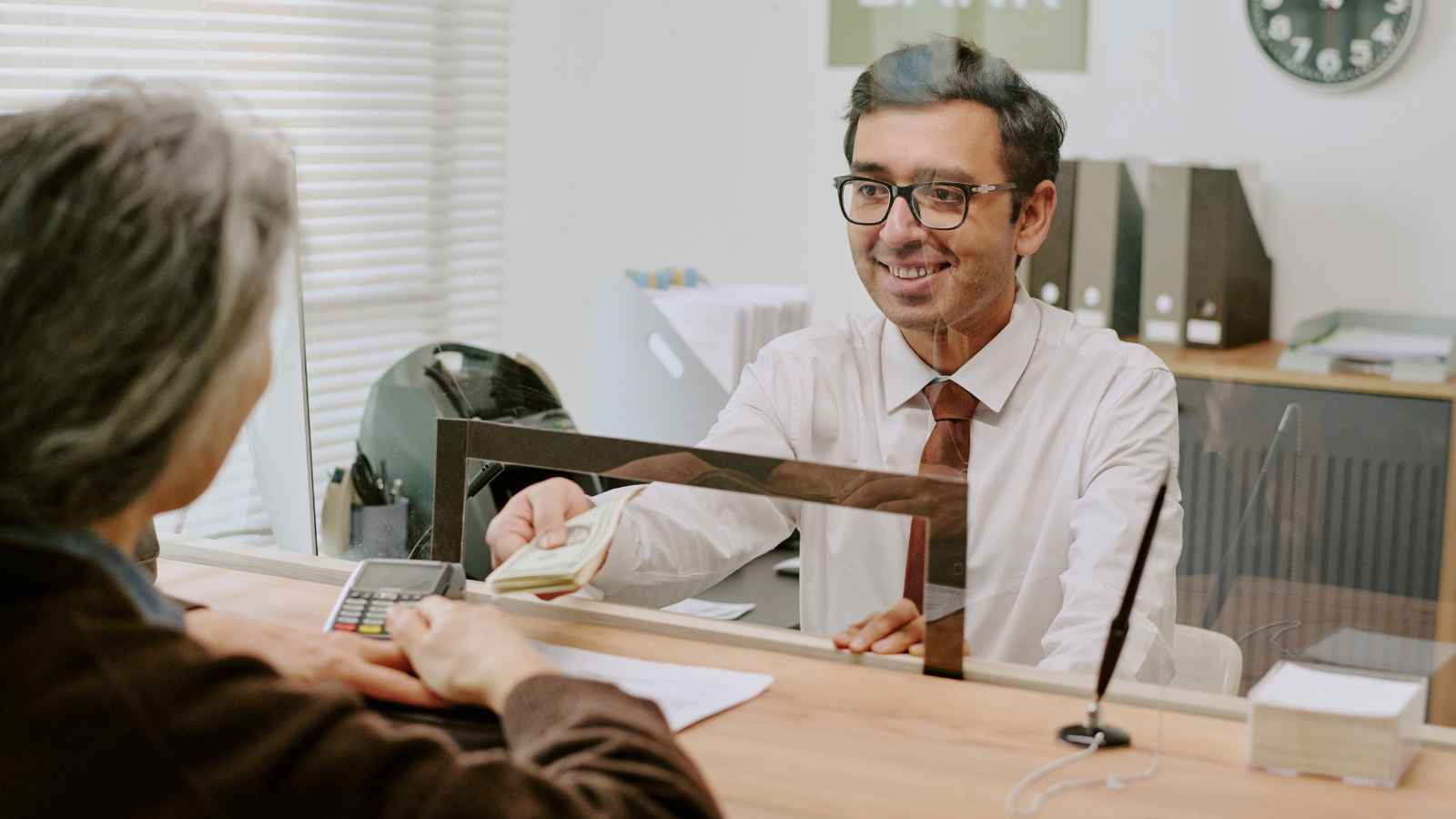 12 Disappearing Jobs Baby Boomers Saw as Stable Career Paths