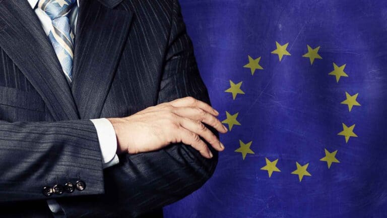 12 reasons thousands of U.S.-based workers are leaving their jobs for Europe