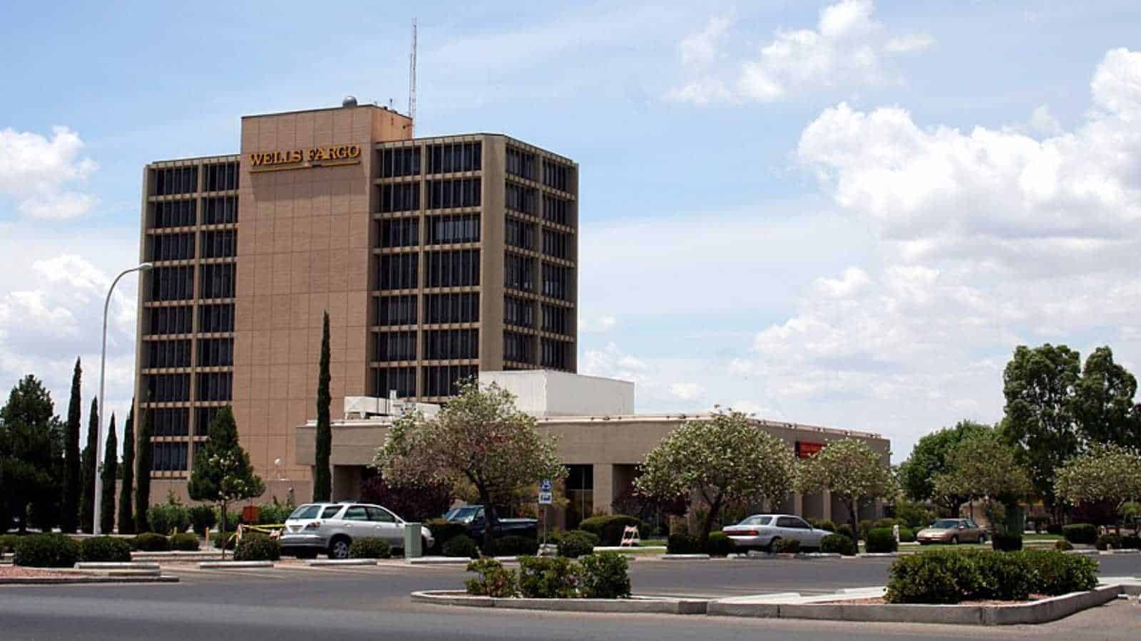 worst college towns in America, according to the students who live there