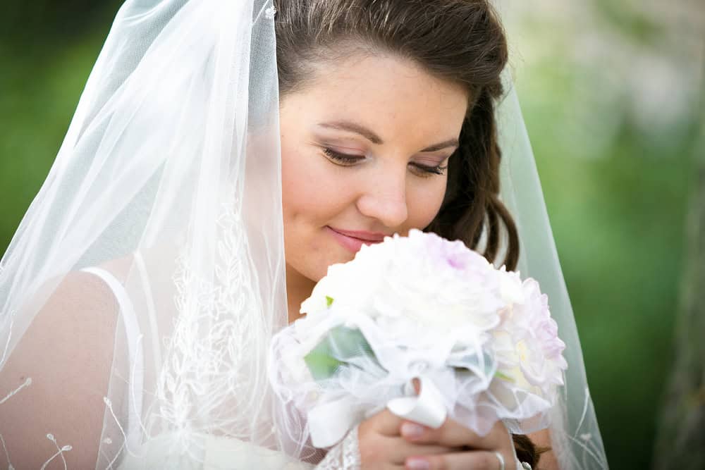 London lady who married herself divorces herself after just one year