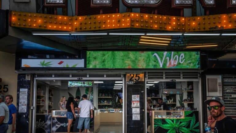 Virginia lawmakers approve recreational marijuana retail sales