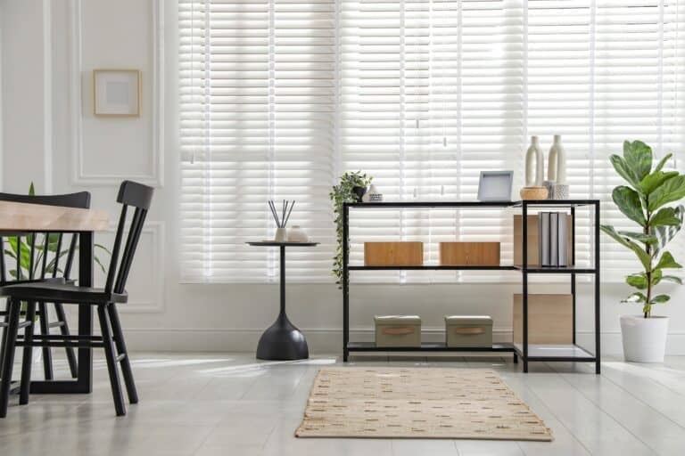 11 things frugal women notice in your home
